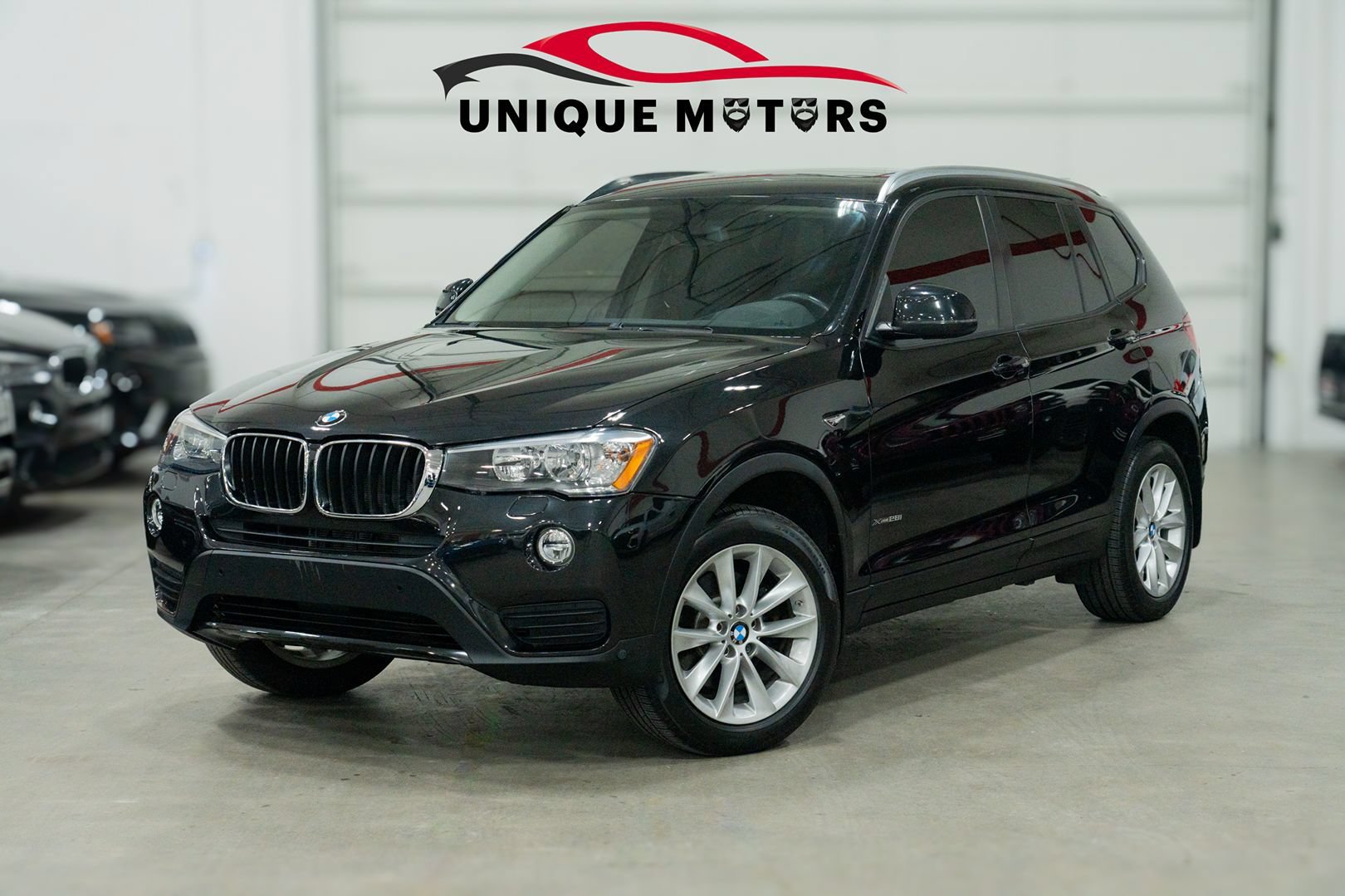 Used 2017 BMW X3 xDrive28i AWD/4WD image 1