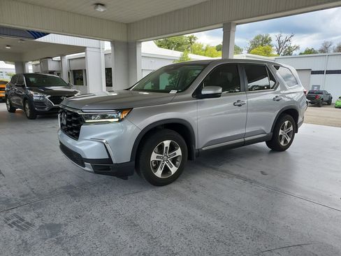 Used 2024 Honda Pilot EX-L image 1