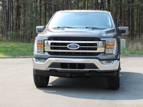 Used 2022 Ford F150 Lariat w/ FX4 Off-Road Package image 9