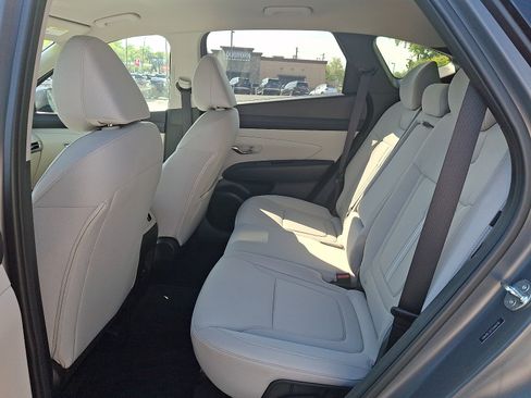 Used 2025 Hyundai Tucson SEL AWD/4WD image 10