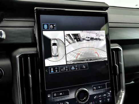 New 2027 GMC Acadia Elevation w/ Black Edition AWD/4WD image 13
