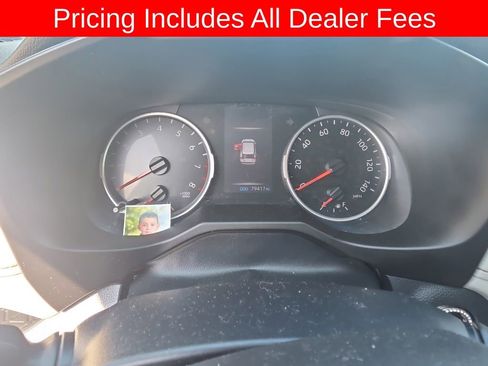 Used 2019 Toyota RAV4 XLE FWD image 1