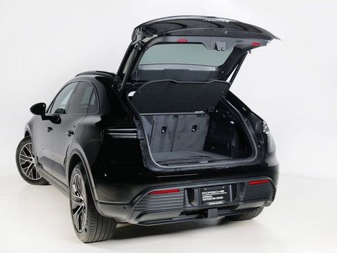 Certified 2025 Porsche Macan 4S Electric image 34