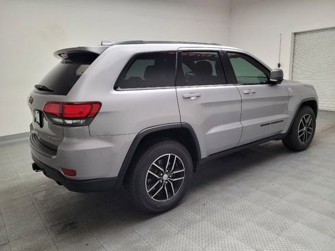 Used 2018 Jeep Grand Cherokee Trailhawk AWD/4WD image 9