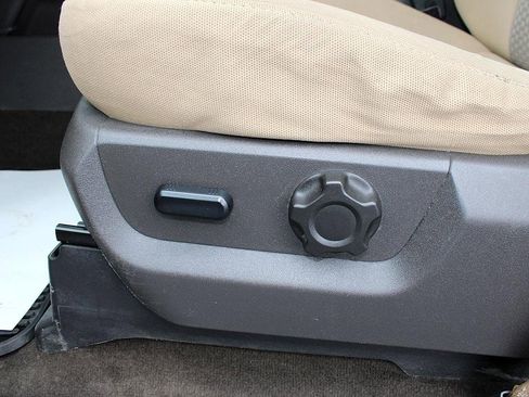 Used 2015 Ford F350 XLT w/ XLT Premium Package image 21