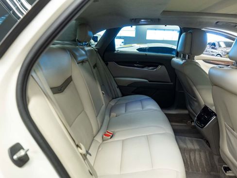 Used 2013 Cadillac XTS Platinum image 13