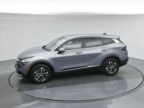 Used 2023 Kia Sportage EX image 45