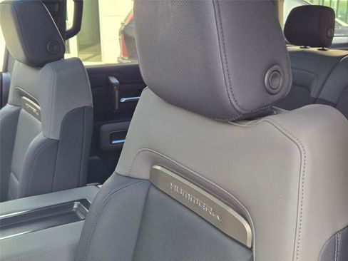 Used 2025 GMC Hummer EV 3X AWD/4WD image 12