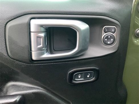 Certified 2021 Jeep Gladiator Sport image 16