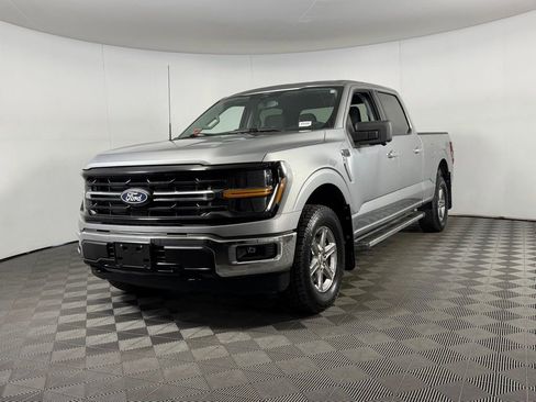 Used 2024 Ford F150 XLT w/ Tow/Haul Package image 11