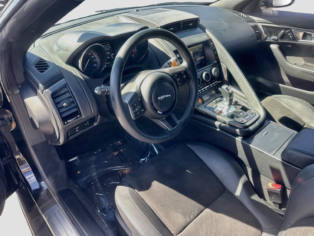 Used 2014 Jaguar F-TYPE S RWD image 9