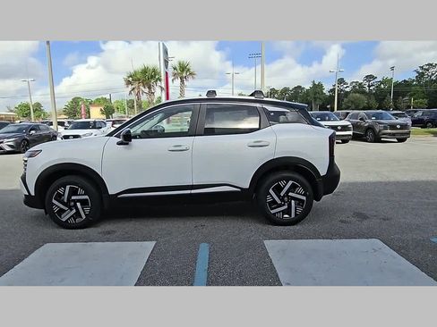 New 2026 Nissan Kicks SV FWD image 24
