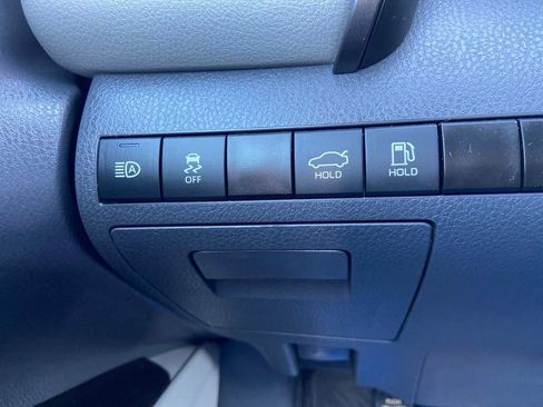 Used 2023 Toyota Camry LE image 22