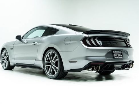 Used 2020 Ford Mustang GT Premium w/ Black Accent Package RWD image 18