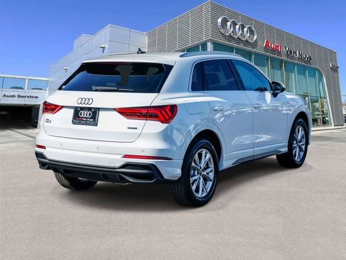 Used 2025 Audi Q3 2.0T Premium image 4