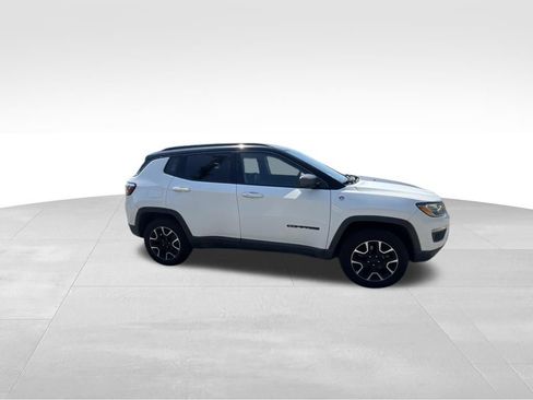 Used 2021 Jeep Compass Trailhawk AWD/4WD image 18
