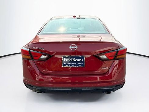 New 2025 Nissan Altima 2.5 SR image 6