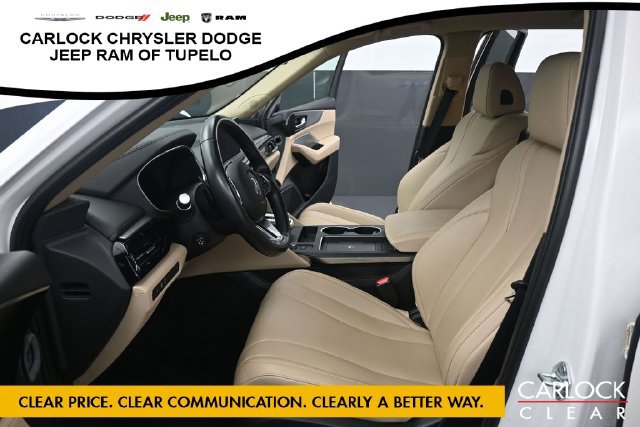 Used 2025 Acura MDX FWD image 11