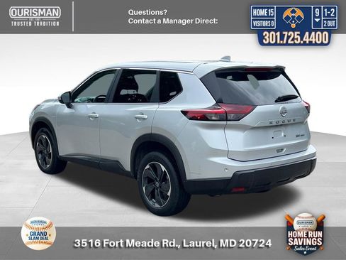 Used 2024 Nissan Rogue SV AWD/4WD image 4
