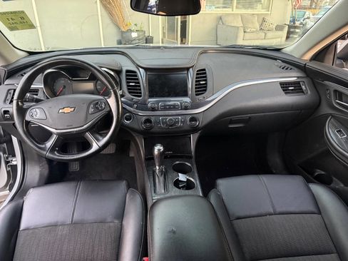 Used 2020 Chevrolet Impala LT image 14