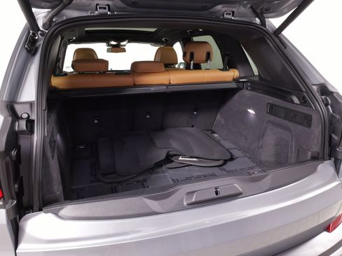 Used 2024 BMW X5 xDrive40i w/ Premium Package AWD/4WD image 57