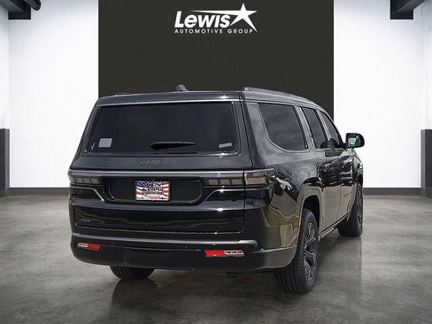 New 2026 Jeep Grand Wagoneer L Limited AWD/4WD image 4