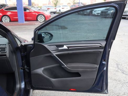 Used 2016 Volkswagen GTI SE FWD image 16