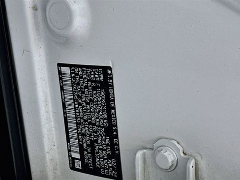 Used 2024 Honda HR-V Sport image 12
