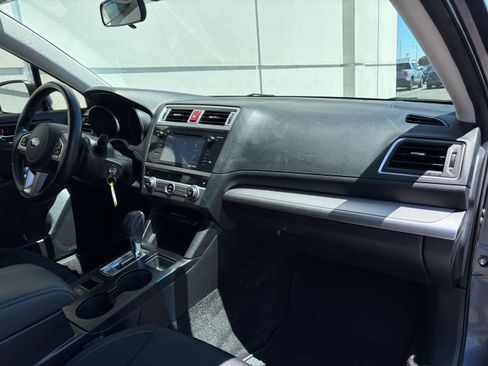 Used 2015 Subaru Legacy 2.5i Premium AWD/4WD image 33