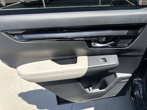 Certified 2024 Honda CR-V EX-L image 17