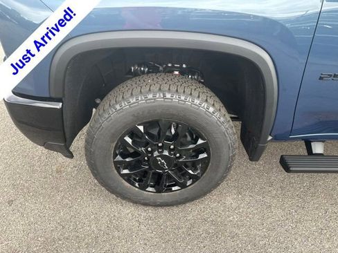 New 2026 Chevrolet Silverado 2500 Custom w/ Custom Value Package AWD/4WD image 10