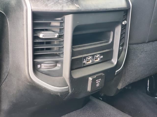 Used 2020 RAM 2500 Big Horn w/ Level 2 Equipment Group AWD/4WD image 28