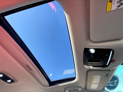 Used 2023 Kia Niro Wave w/ Wave Preserve Package image 22