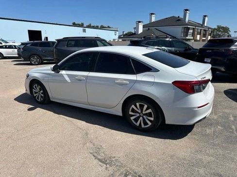 Used 2022 Honda Civic LX image 11