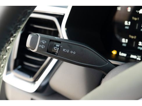 New 2026 GMC Canyon Elevation w/ Convenience Package image 19