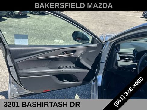 Used 2025 Toyota Camry LE FWD image 14