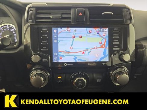 Used 2020 Toyota 4Runner TRD Off-Road AWD/4WD image 14
