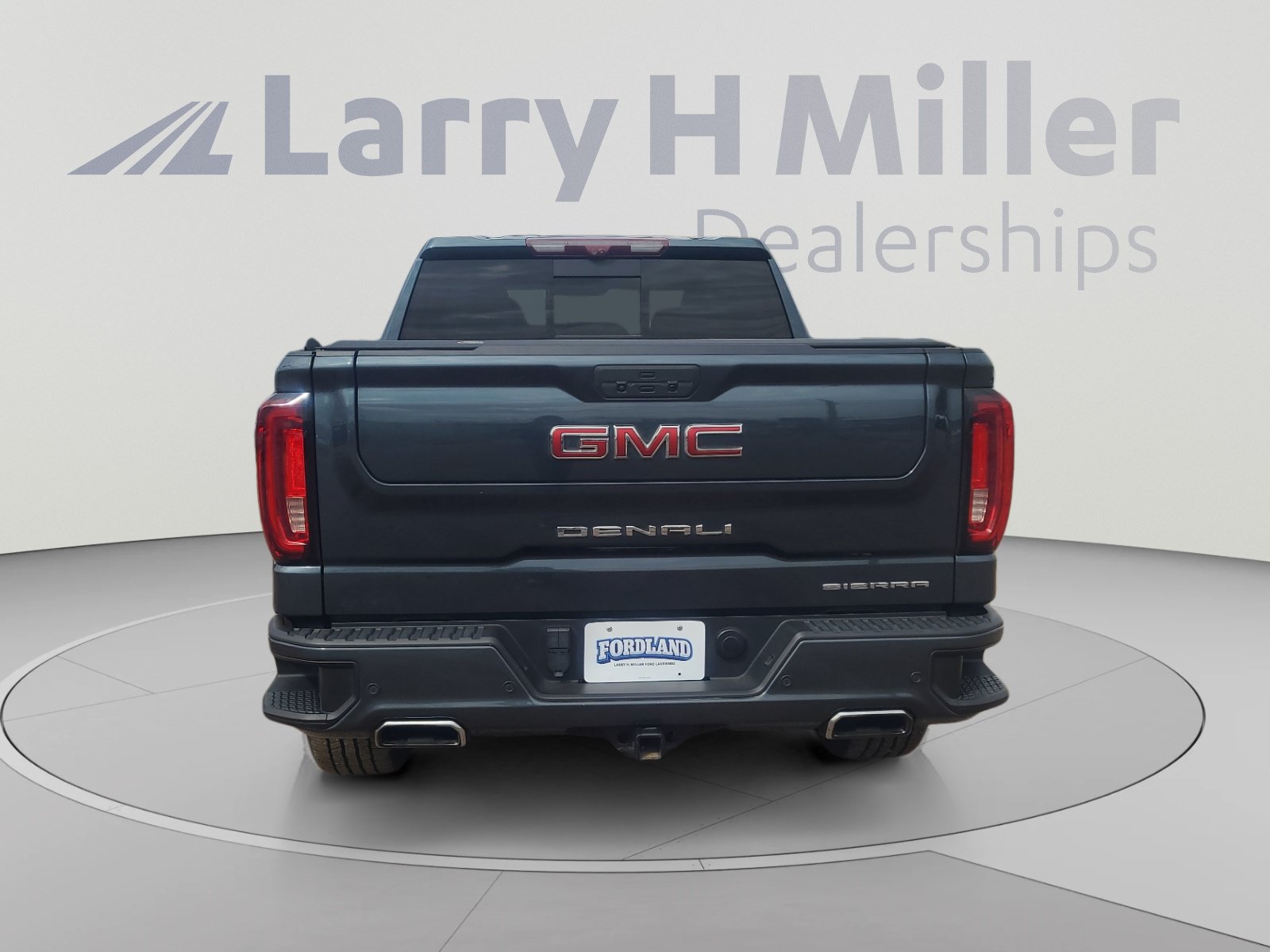 Used 2020 GMC Sierra 1500 Denali w/ Denali Ultimate Package AWD/4WD image 4