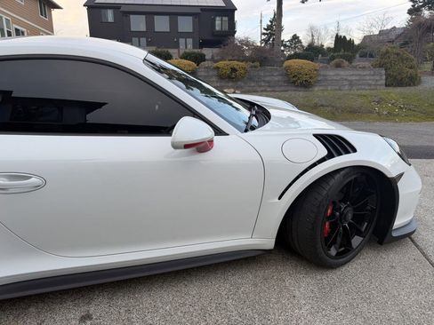 Used 2016 Porsche 911 GT3 RS RWD image 17