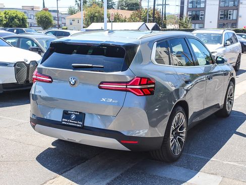 Used 2026 BMW X3 xDrive30i w/ Convenience Package AWD/4WD image 4