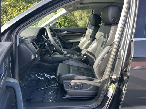 Used 2018 Audi Q5 2.0T Premium Plus w/ Premium Plus Package image 11