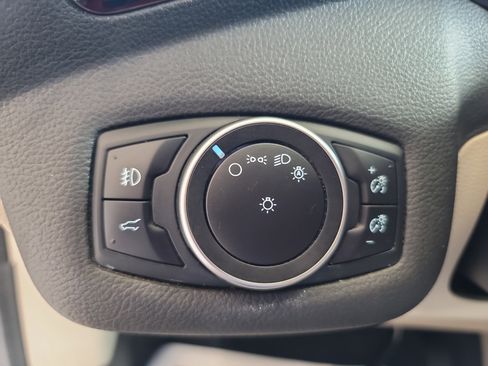 Used 2017 Ford Escape Titanium AWD/4WD image 22