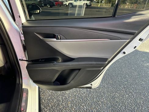 Used 2025 Toyota Camry LE image 19