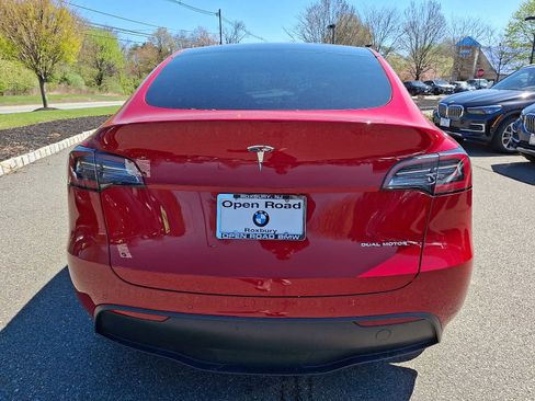 Used 2021 Tesla Model Y Long Range image 6