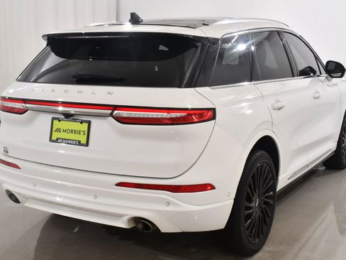 Used 2022 Lincoln Corsair Reserve w/ Equipment Group 201A image 12