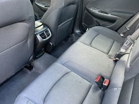 Used 2024 Chevrolet Malibu LT image 12