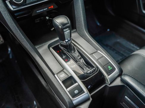 Used 2020 Honda Civic Sport image 21