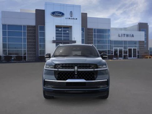 New 2025 Lincoln Navigator L Reserve w/ Jet Appearance Package image 6