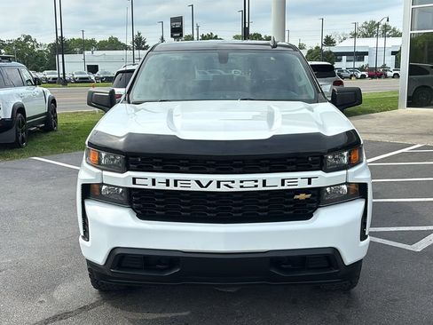 Used 2020 Chevrolet Silverado 1500 Custom w/ Custom Value Package AWD/4WD image 5