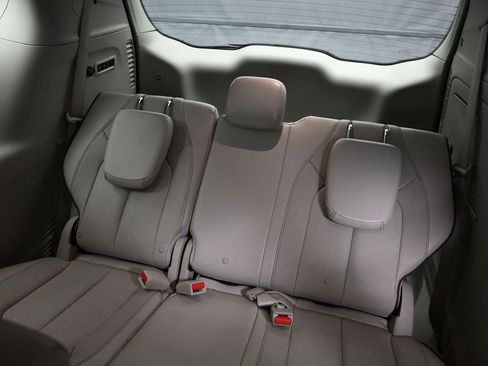 Used 2018 Chrysler Pacifica Limited image 28